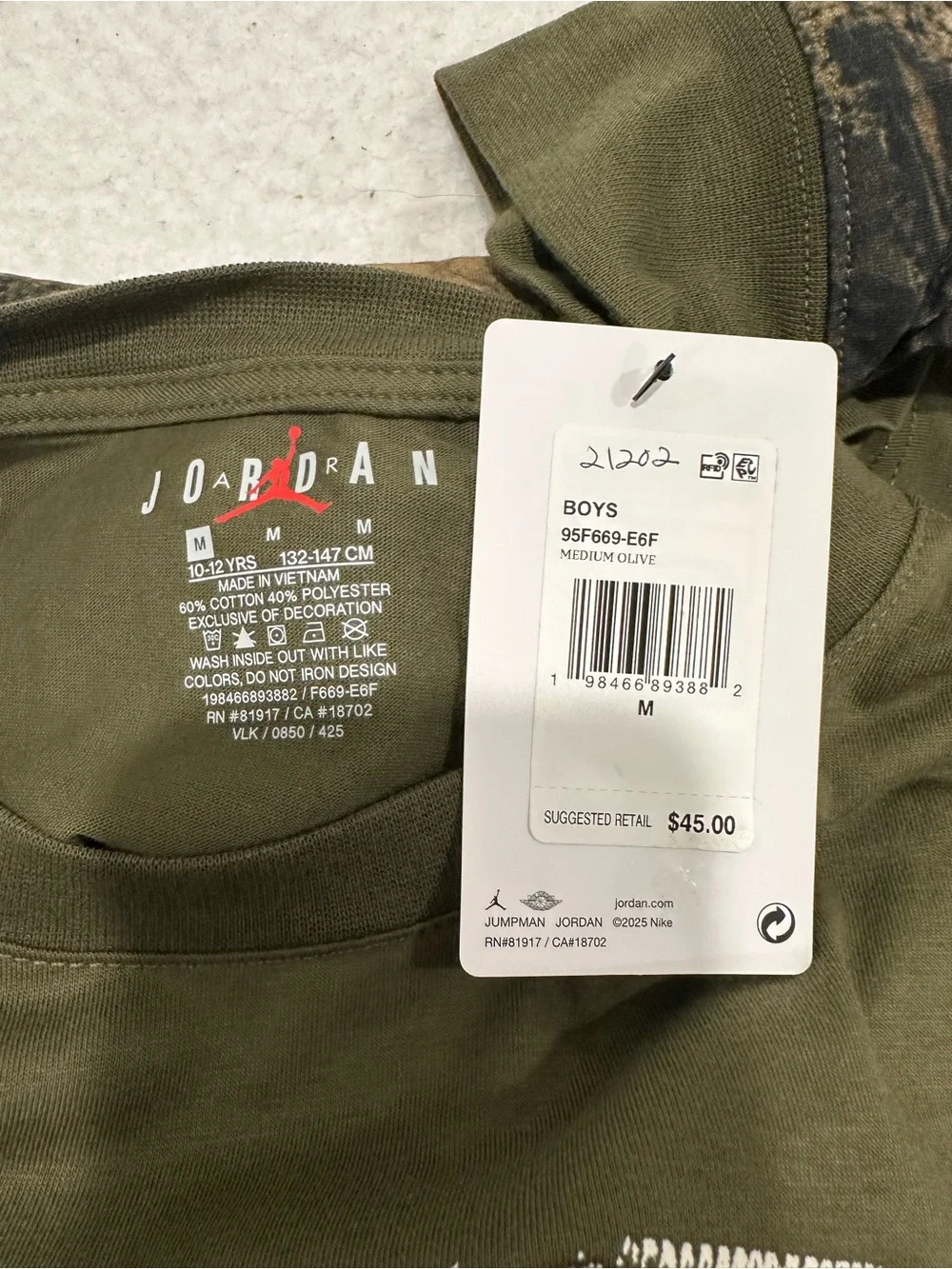 Boy’s Nike Jordan Olive Long-Sleeve Tee